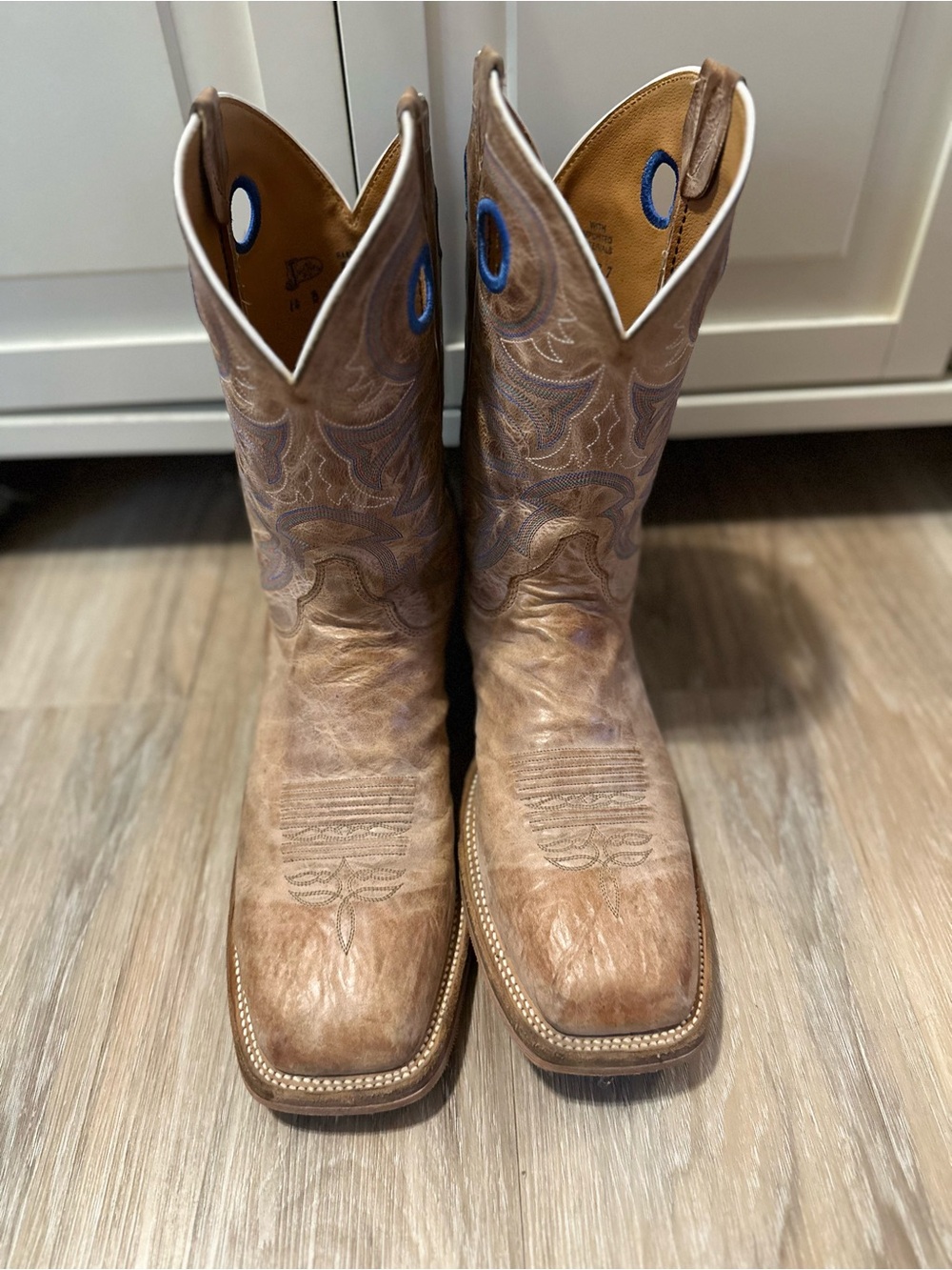 Justin Cowboy boots